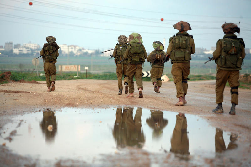חיילים עוזבים את עזה עם סיום מבצע עופרת יצוקה, 19 בינואר 2009 (צילום: יוסי זמיר \ פלאש90)