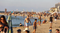חוף הים בתל אביב (צילום: איתי רון / פלאש 90)