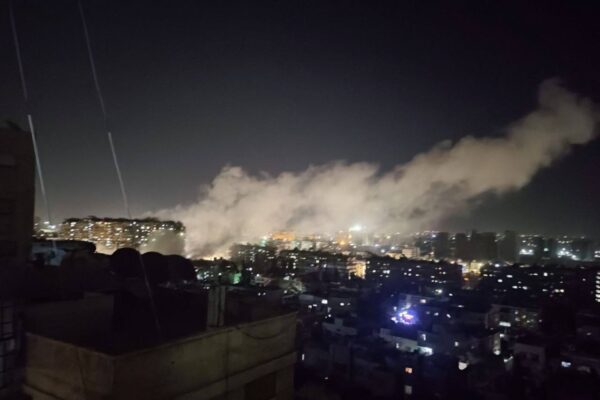 אזור התקיפה המיוחסת לישראל בדמשק (צילום: רשתות חברתיות)