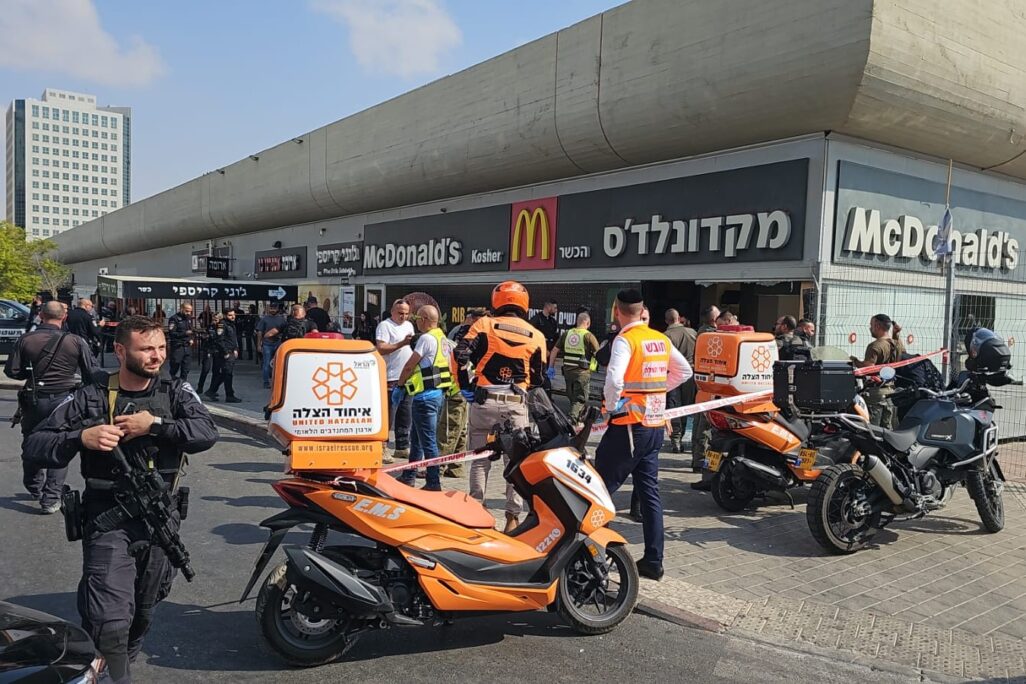 זירת הפיגוע בבאר שבע (צילום: איחוד הצלה)