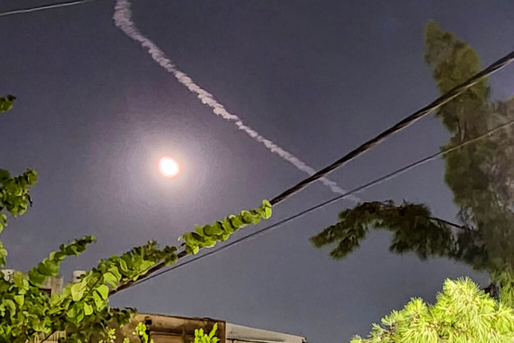 יירוט מעל חיפה (צילום: משה ברונשטיין) יירוט מעל חיפה (צילום: משה ברונשטיין)