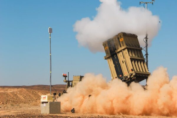 ניסויי מערכת כיפת ברזל (צילום ארכיון: אגף דוברות וקשרי ציבור במשרד הביטחון)