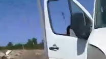 רכב ההסעות שבו נהג הנער נוהג בלא רישיון (צילום: דוברות המשטרה)