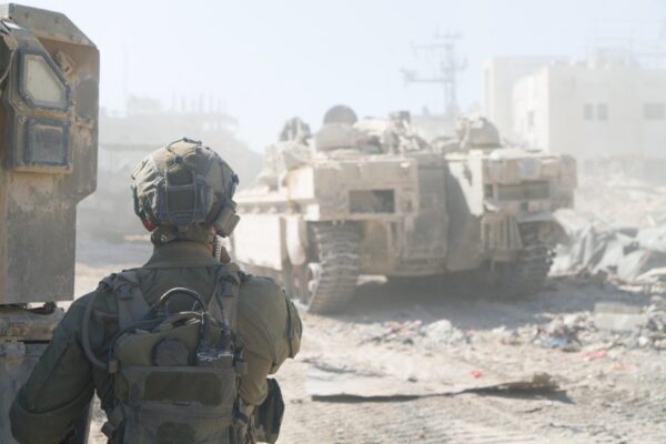 לוחם צה"ל במהלך התמרון הקרקעי ברצועת עזה. למצולם אין קשר לכתבה (צילום: דובר צה"ל)
