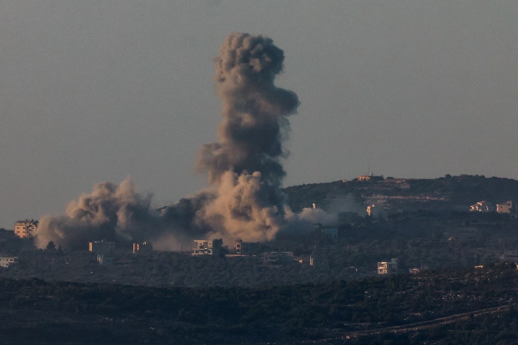תקיפה בדרום לבנון (צילום: REUTERS/Gonzalo Fuentes)