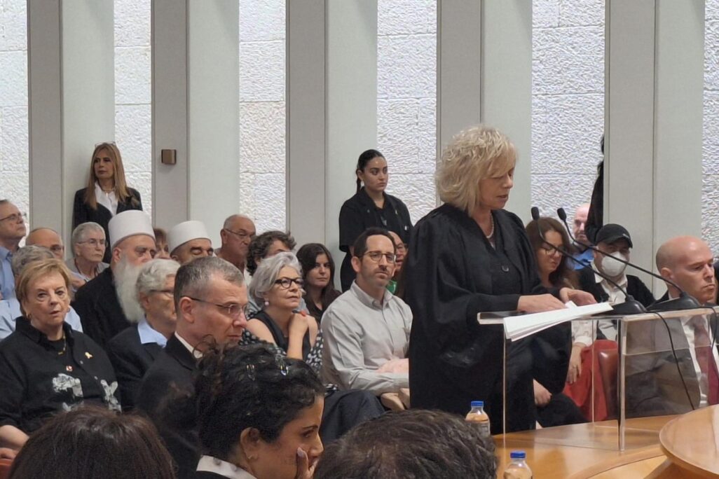 היועצת המשפטית לממשלה גלי בהרב-מיארה בטקס הפרידה ממ"מ נשיא העליון פוגלמן (צילום: אור גואטה) היועצת המשפטית לממשלה גלי בהרב-מיארה בטקס הפרידה ממ"מ נשיא העליון פוגלמן (צילום: אור גואטה)