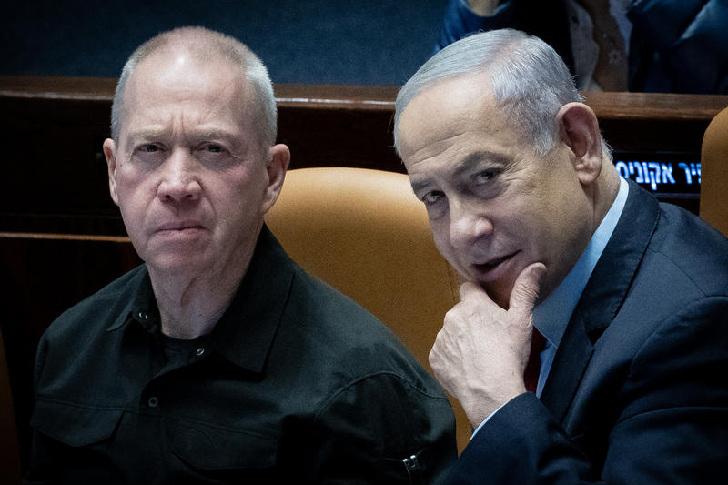ראש הממשלה בנימין נתניהו ושר הביטחון לשעבר יואב גלנט (צילום: יונתן זינדל/פלאש 90) ראש הממשלה בנימין נתניהו ושר הביטחון לשעבר יואב גלנט (צילום: יונתן זינדל/פלאש 90)