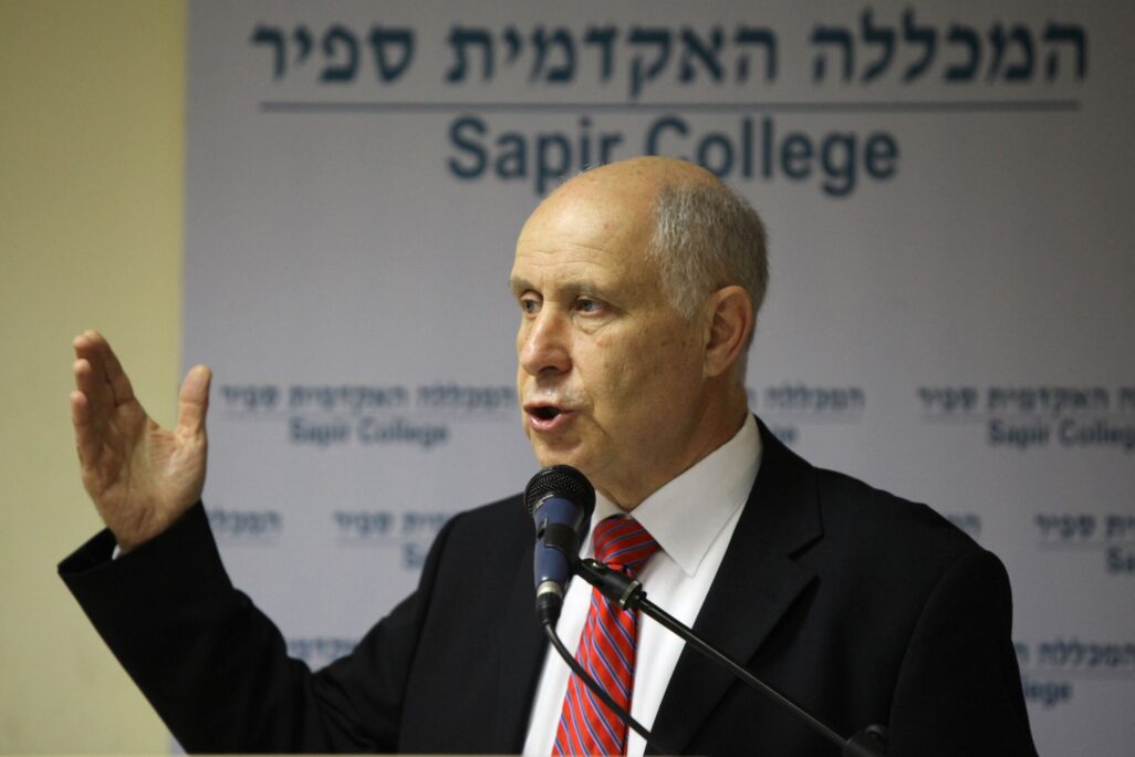 מיכאל איתן (צילום: המכללה האקדמית ספיר)