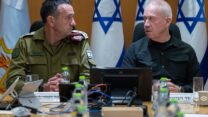 שר הביטחון היוצא יואב גלנט עם הרמטכ"ל רא"ל הרצי הלוי (צילום: אריאל חרמוני, משרד הביטחון)