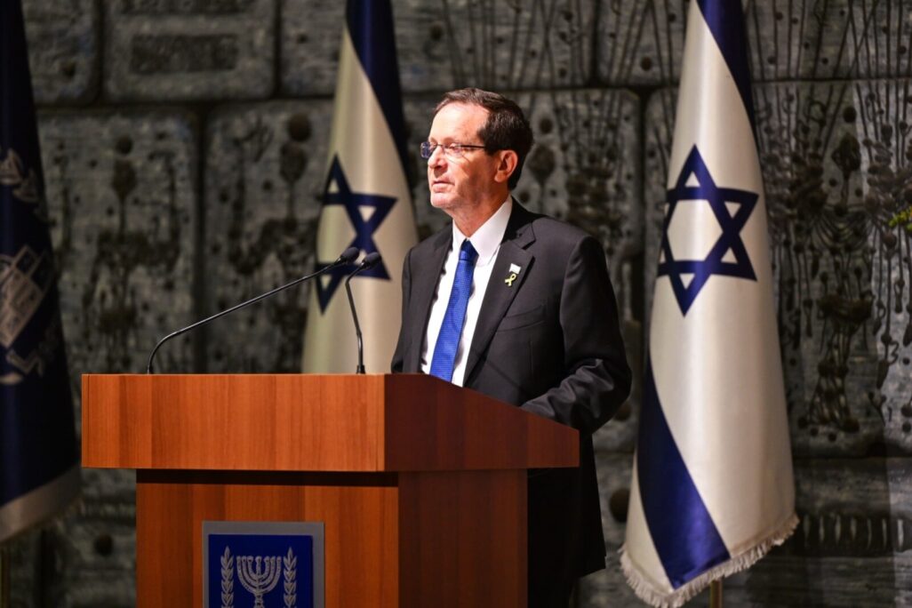 הנשיא הרצוג באירוע בבית הנשיא (צילום: חיים צח/לע"מ) הנשיא הרצוג באירוע בבית הנשיא (צילום: חיים צח/לע"מ)