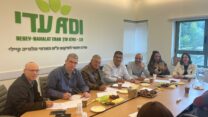 חתימת ההסכם ב'עדי נגב' (צילום: דוברות ההסתדרות)