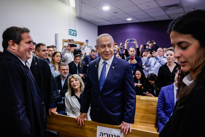 ראש הממשלה בנימין נתניהו בבית המשפט המחוזי בתל אביב (צילום: חיים גולדברג, פלאש90) ראש הממשלה בנימין נתניהו בבית המשפט המחוזי בתל אביב (צילום: חיים גולדברג, פלאש90)