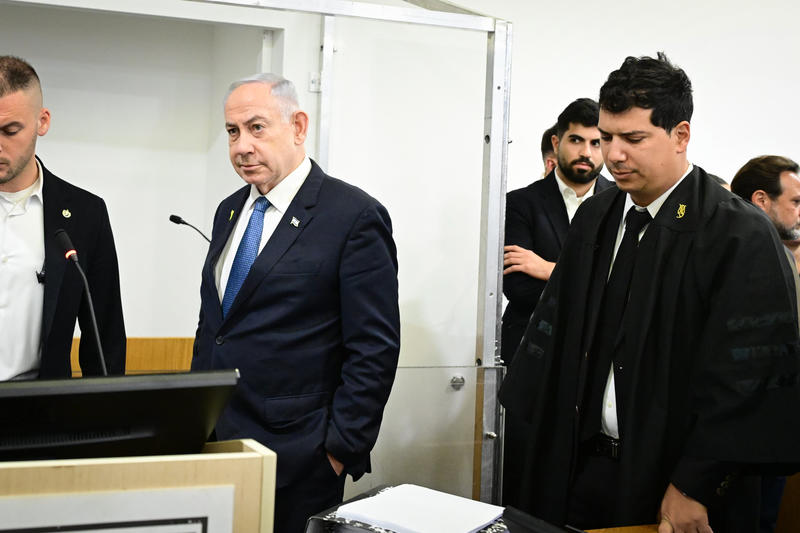 ראש הממשלה בנימין נתניהו בבית המשפט המחוזי בתל אביב (צילום: יוסי זליגר/ פול פלאש90) ראש הממשלה בנימין נתניהו בבית המשפט המחוזי בתל אביב (צילום: יוסי זליגר/ פול פלאש90)