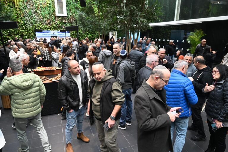 מאות נציגי ועדים מכל רחבי הארץ הגיעו לכנס הסתדרות עובדי המדינה (צילום: קובי קואנקס)