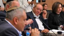 הפרויקטור לשיקום הצפון, אלוף (מיל') אליעזר (צ'ייני) מרום, בדיון בכנסת (צילום: אור גואטה)