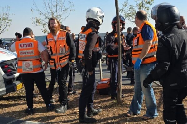 זירת ניסיון הפיגוע במחסום חיזמא (צילום: איחוד הצלה מרחב ירושלים)