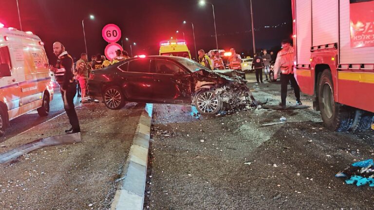 תאונת הדרכים הקטלנית ליד קריית אתא (צילום: איחוד הצלה)