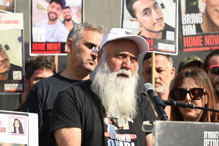 "אנחנו מאוחדים, וכך נישאר". דני מירן, אביו של החטוף עמרי מירן (צילום: אור גואטה)