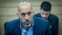 אסף יזדי (צילום: יונתן זינדל/פלאש90)