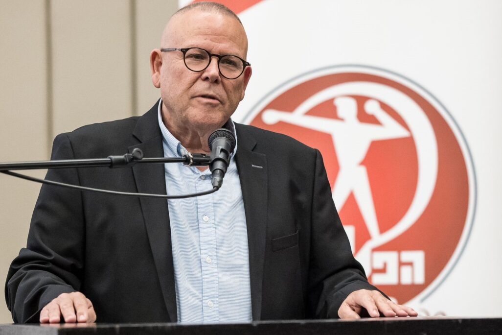 יו"ר ההסתדרות ארנון בר דוד בכנס אגודות הפועל (צילום: עודד קרני)