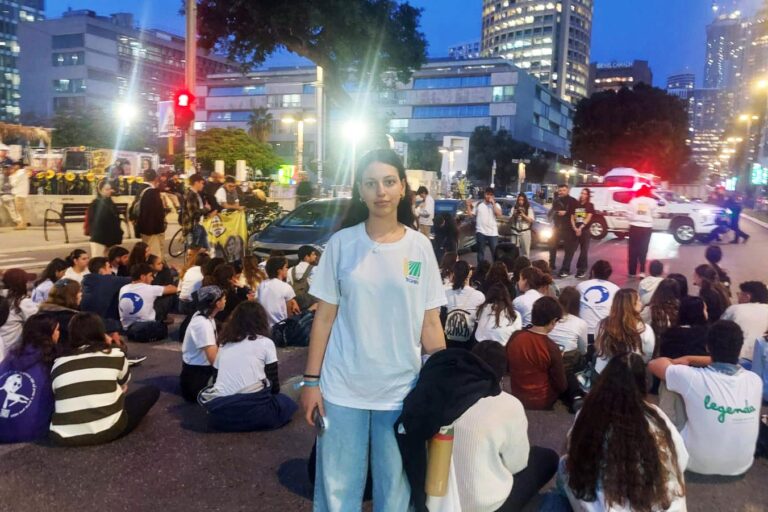 יערה כהן. "עברתי יחד עם חברות כיתה כיתה, והסברתי כמה זה חשוב" (צילום: מיכל מרנץ)