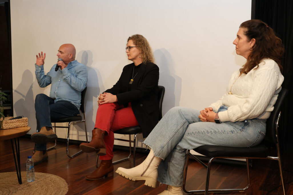 אוסי מוריץ (מימין), ענת מרלא ומשה דוידוביץ' (צילום: עידית צוק הורוביץ)
