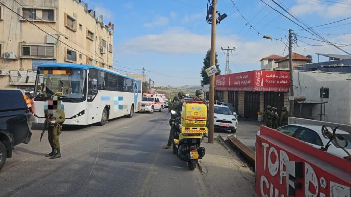 זירת פיגוע הירי סמוך לקדומים (צילום: תיעוד מבצעי מד"א)