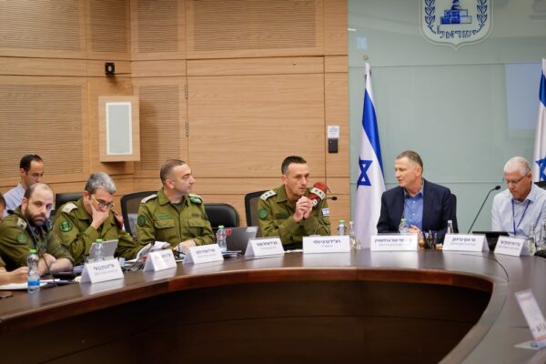 הרמטכ״ל הרצי הלוי בדיון ועדת החוץ והביטחון בכנסת (צילום: דני מושקוביץ׳/ דוברות הכנסת)
