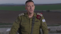 הרצי הלוי בהצהרה לתקשורת לאחר שהודיע על פרישתו (צילום: דובר צה"ל)