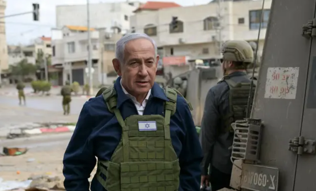 NETAN ראש הממשלה בנימין נתניהו בביקור ביטחוני במחנה הפליטים בטול כרם (צילום: מעיין טואף/ לע"מ)