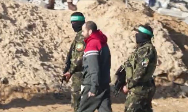 ירדן ביבס לקראת העברתו לצלב האדום