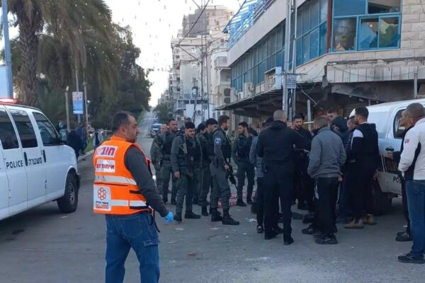 זירת פיצוץ המטען שגרם להרג רפעת אלבחרי בטייבה (צילום: איחוד הצלה)