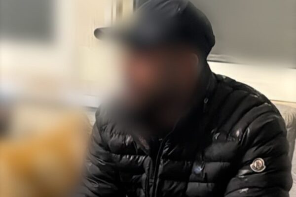 אחד מבכירי ארגון הפשע אבו לטיף שנעצר על ידי כוחות המשטרה (צילום: דוברות המשטרה)