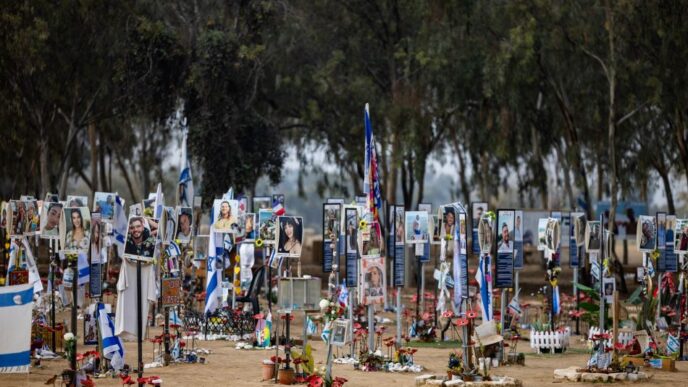 משפחות שכולות, תושבים וקק"ל נגד ההקפות באתר נובה: "כמו שלא עושים קמפינג באושוויץ או ביד ושם, גם פה לא יהיה"