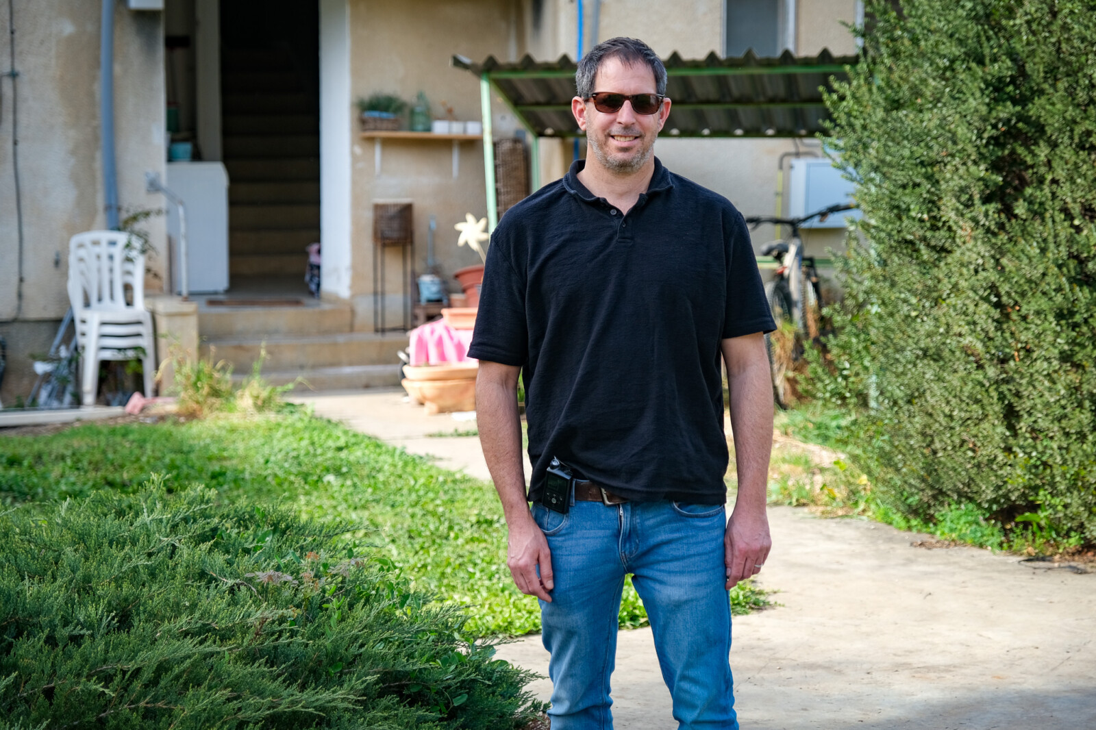 אלי רצ'בסקי, מנהל קהילת קיבוץ כפר בלום. "יש לנו תוכניות למיגון בתים שרק מחכות לצאת לפועל – זה לא קורה בגלל מימון בלבד" (צילום: דוד טברסקי)