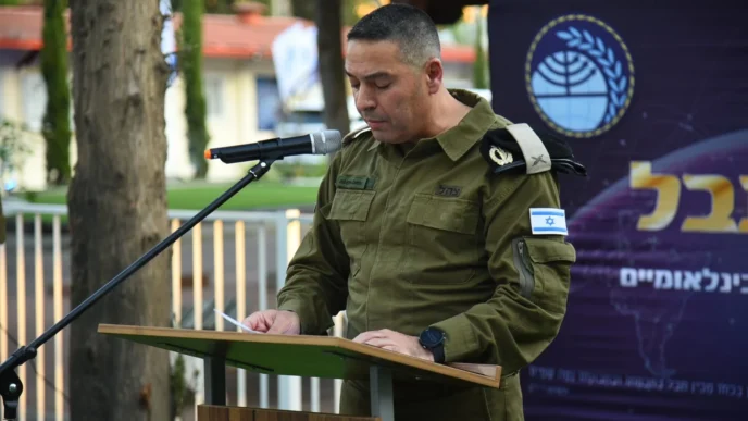תא"ל אפי דפרין בסיום תפקידו כמפקד חטיבת 'תבל' (צילום: דובר צה"ל)