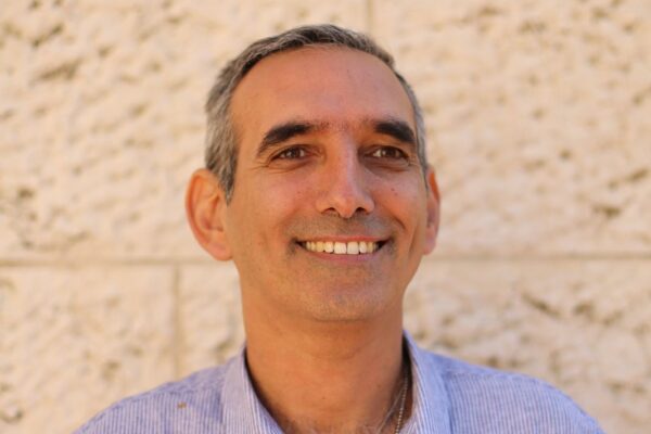 אבי דבוש (צילום: ג'ייקוב לזרוס)