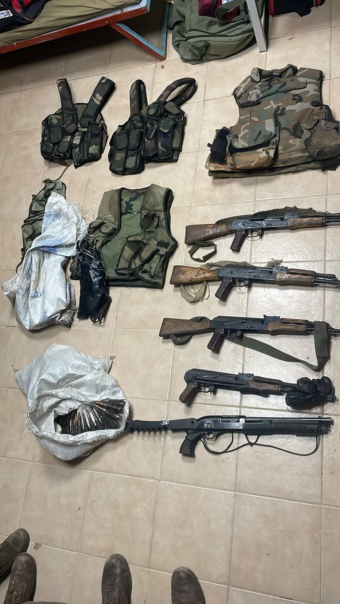 אמצעי לחימה שאותרו בפעילות צה"ל בסוריה (צילום: דובר צה"ל)