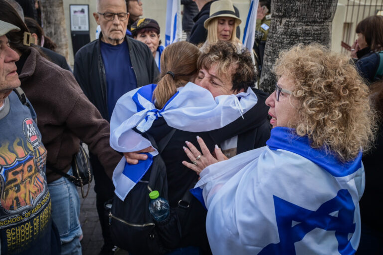 מסע ההלוויה של אוהד יהלומי (צילום: אבשלום ששוני/פלאש90)