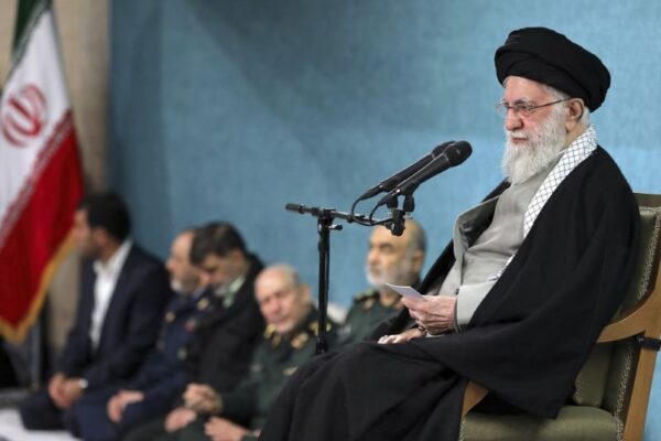 המנהיג הרוחני של איראן, עלי ח'מנאי (צילום: AP)