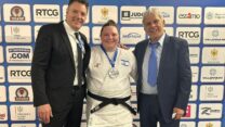 רז הרשקו חוגגת את הזכייה במדליית הכסף (צילום: איגוד הג'ודו)