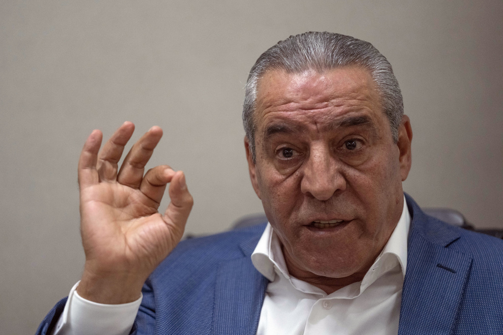 חוסיין אל שייח' (צילום: AP Photo/Nasser Nasser) חוסיין אל שייח' (צילום: AP Photo/Nasser Nasser)