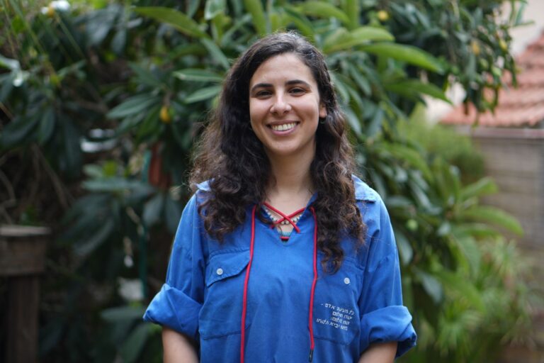 רותם אשור. "הנוער העובד והלומד הוא חלק מהזהות שלי, גם אם לא בחרתי לשתף את הכסף שלי" (צילום: סוניה גרשפט)