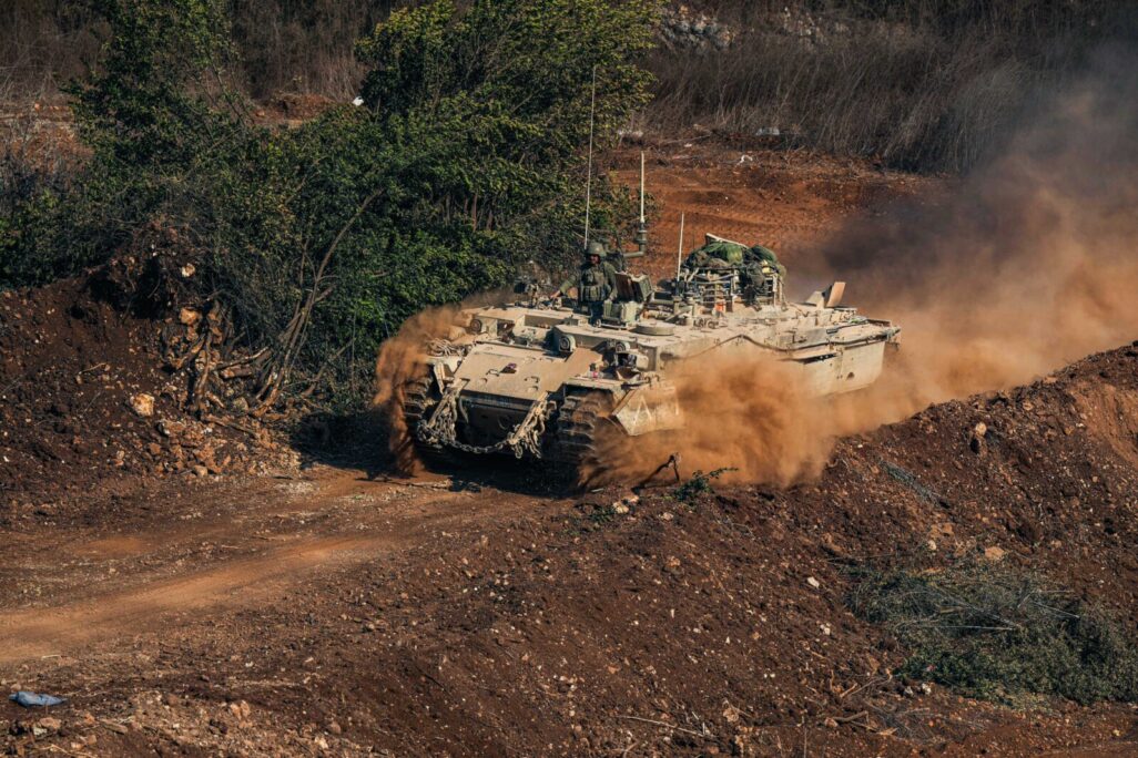 MIDEAST ISRAEL LEBANON חיילי גולני וחיל השריון שפעלו בדרום לבנון במלחמה האחרונה. למצולמים אין קשר לכתבה (צילום ארכיון: אייל מרגולין/ פלאש 90)
