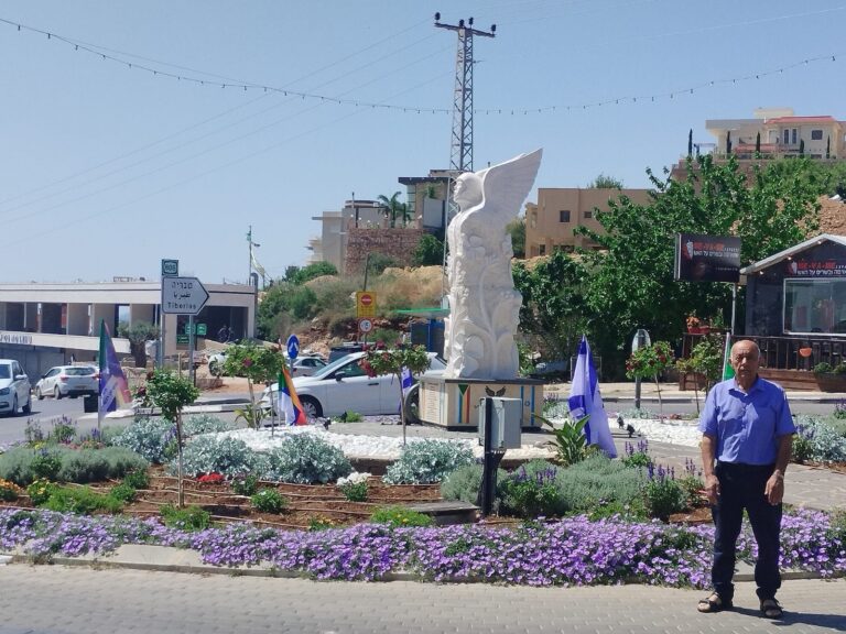 רפיק פואסרה, אביו של נאיל. "בן אדם שגידלת אותו 40 שנה, מרגישים בחוסר" (צילום: אלבום פרטי)