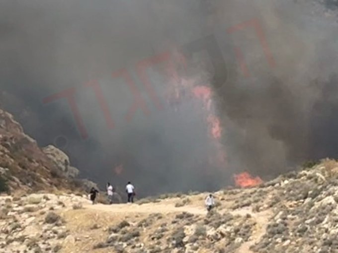 השריפה בנחל פרת (צילום: רשתות חברתיות, לפי סיעף 27א לחוק זכויות היוצרים)