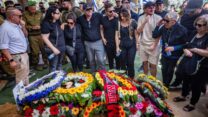 הלווייתו בהר הרצל של סרן עידו וולוך, שנפל בקרב ברצועת עזה (צילום: חיים גולדברג/ פלאש90)