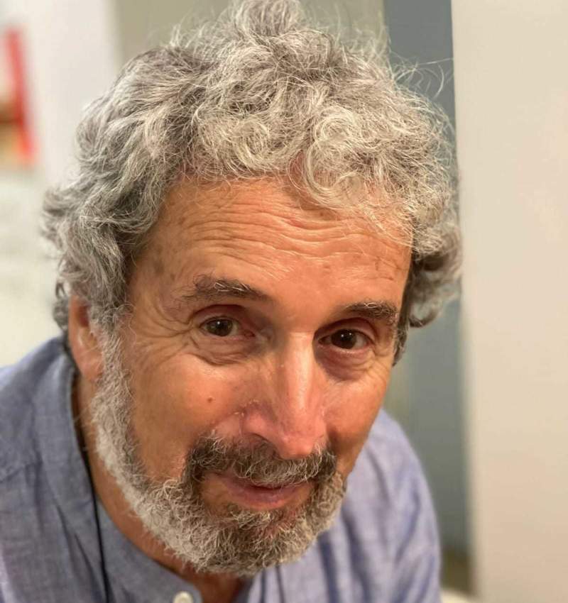 פרופ' ירון צור (צילום: פרופ' נדין קופרטי צור)
