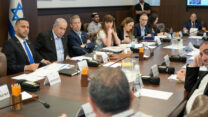 דיון ועדת המשנה לקידום המאבק בפשיעה בחברה הערבית, בהשתתפות ראש הממשלה בנימין נתניהו (צילום: מעיין טואף / לע״מ)