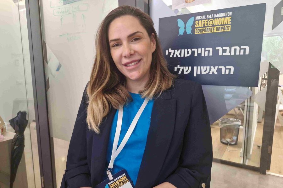 קרין ביבס. "התמודדתי שנים לבד עד שהסכמתי לקבל עזרה, אני לא רוצה שעוד נשים יהיו במצב הזה" (צילום: הדס יום טוב)
